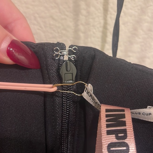 House of CB Maya Dress - Picture 16 of 16